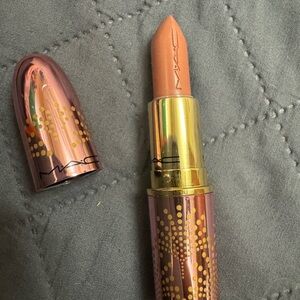 MAC Cosmetics Peachy Nude Lipstick